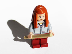 LEGO Harry Potter The Burrow (4840) - Ginny Weasley