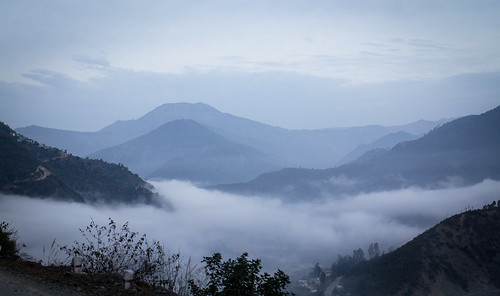 uk sky india mountains canon landscape day cloudy foggy 1855 2012 garhwal 550d pauri uttrakhand satpuli satpulli