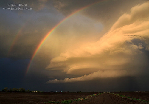california storm rainbow thunderstorm stockton sanjoaquinvalley stormchasing sanjoaquincounty