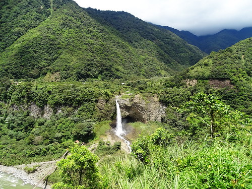 cascada manto de la novia baños ecuador ruta las cascadas corredor pastaza agua santa
