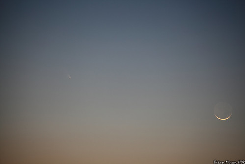 sunset moon queenanne maryland crescent astronomy comet panstarrs matapeakestatepark queenannecounty canon5dmarkii canon70300mml adobephotoshopcs5extended c2011l4 cometpanstarrs