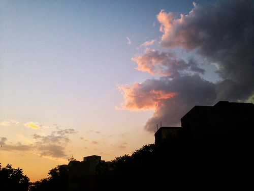 evening skies gurgaon