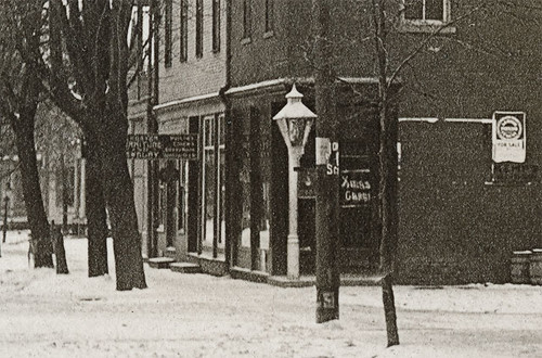 usa snow signs history buildings advertising furniture indiana streetscene drugs shops storefronts businesses lampposts jeweler fountaincity waynecounty realphoto hoosierrecollections vonepageqffalse vonepageqffalsevonepageqffalse