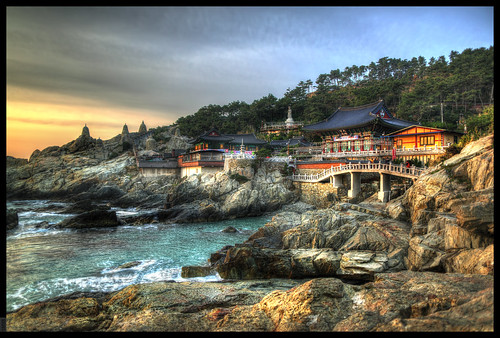 morning travel sun water statue sunrise temple rocks asia waves peaceful korea fareast 5dmkiii