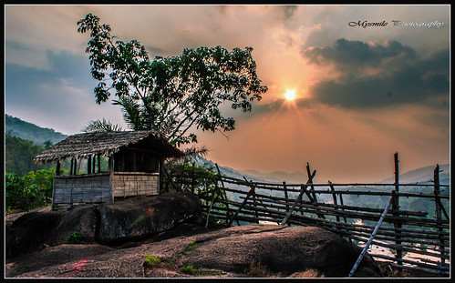 sunset wild india mountain lake nature beautiful misty forest canon landscape waterfall drops high asia alone natureza hill kerala drop kochi mountian hillstation thrissur dec12 day262 day316 day333 day336 greenary athirapally davebrubeck vazhachal avvento dia29 periyartigerreserve highrange bestcapturesaoi mygearandme dec2012 flickrsfinestimages1 me2youphotographylevel2 me2youphotographylevel1