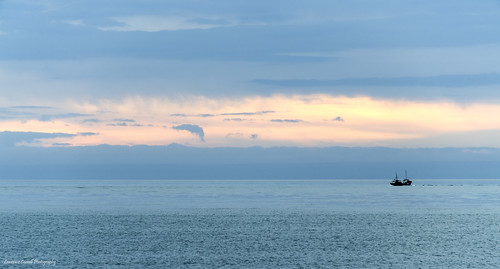 waterscape sunrise dawn boat scenery scotland eastscotland johnshaven coast outdoors nikond5