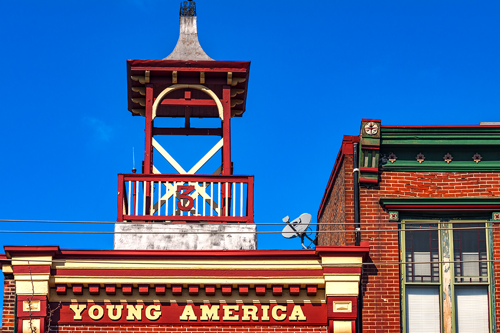 YOUNG-AMERICA--Burlington