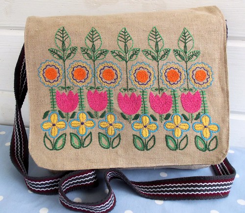 Terrific Tulip Mini-Messenger Bag