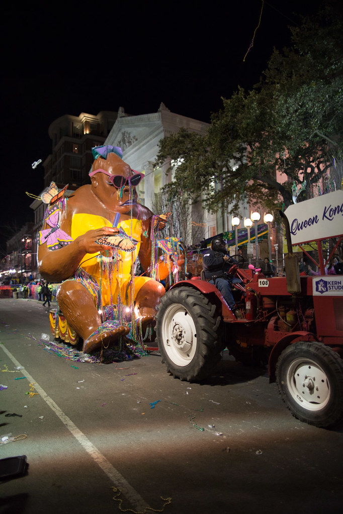 Gorilla floats during Bacchus | Mardi Gras Parade