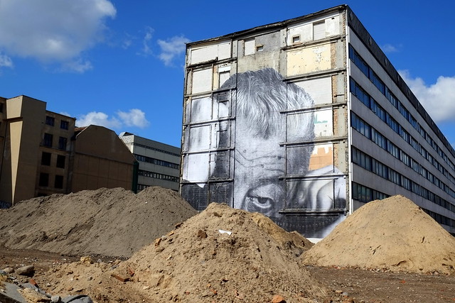 streetart | jr - the wrinkels of the city | berlin
