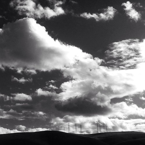 travel sky blackandwhite clouds rural square landscape squareformat freeway rollinghills middleofnowhere iphoneography instagramapp uploaded:by=instagram foursquare:venue=4e939e7849015a5ff44e4fff uncharitablebuttrue