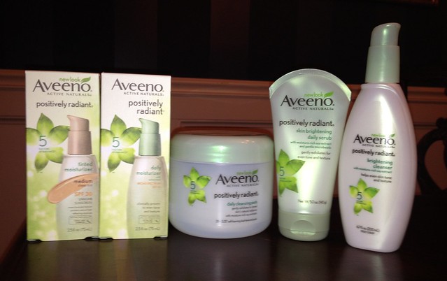 AVEENO® POSITIVELY RADIANT® COLLECTION