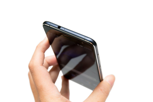 依舊超值、加上美型與更棒相機、適合每一個人的 ASUS ZenFone 3 智慧手機！(1) 開箱動手測試 @3C 達人廖阿輝