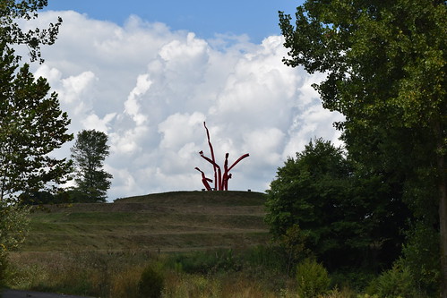 arielfoundationpark mountvernon mtvernon knoxcounty ohio clouds sculpture art