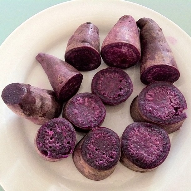 I love these #yummy steamed purple sweet potatoes!