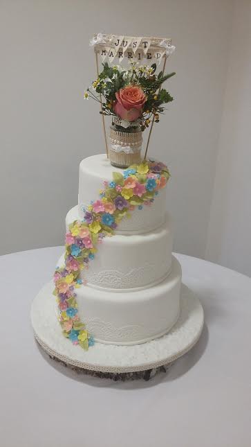 Wedding Cake by Diane Spurr