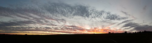 france auvergne cantal coucherdesoleil sunset nuage ciel clouds sky paysage landscape bercolly google flickr