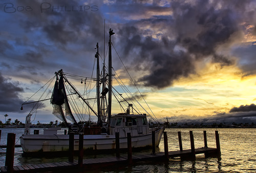 sunset gulfofmexico clouds florida shrimpboat matlacha pineisland pineislandsound