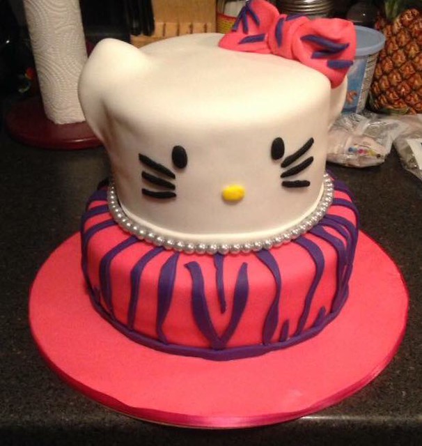 Kitty and Pearls by Ashley Austin of A's Cupcakes and Creations