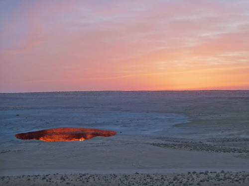 sunset desert centralasia turkmenistan doortohell karakum