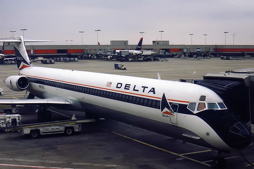 Delta MD83 at Atlanta