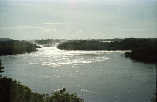 venezuela puerto ordaz waterfalls park cachamay 1984
