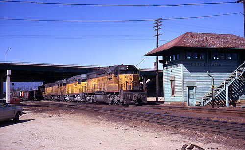 california up trains sp colton unionpacific southernpacific emd sdp35
