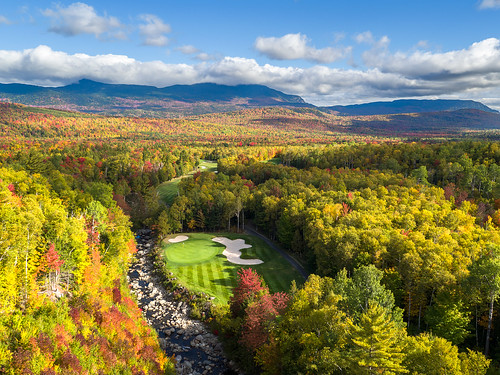 sugarloaf carrabassettvalley mainegolfcourses mountains fallfoliage inspire1pro dronephotography views fallinthemountainsofmaine golfcoursephotography golfphotography golfshots photoshoot golfphotos professionalgolfphotography commissionagolfphotographer hireagolfcoursephotographer bestgolfphotographer topgolfcoursephotographer