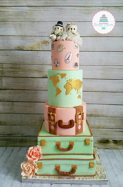 Bear Travelers Inlove Cake by Charlotte Bernabe of Frosted Dreams
