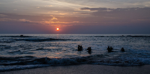 sunset sea beach water sunrise thailand sand nikon eau dusk thai phuket crépuscule d7000 nikond7000