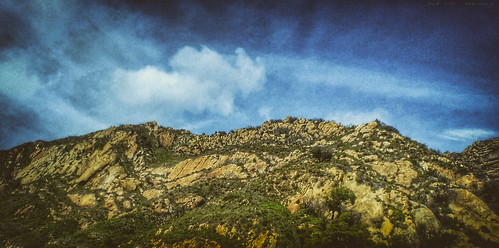 california blue sky usa cloud mountain tree green yellow rock stone bush unitedstates walkman sonyericsson 101 gaviota goleta santabarbaracounty gaviotastatepark w810i gaviotasouthboundrestarea