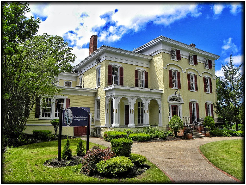 Clinton Ny ~ Historic District ~ ALEXANDER HAMILTON INSTITUTE ~ 1832 Mansion