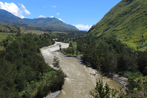 indonesia rivière papua montagnes baliemvalley baliemriver
