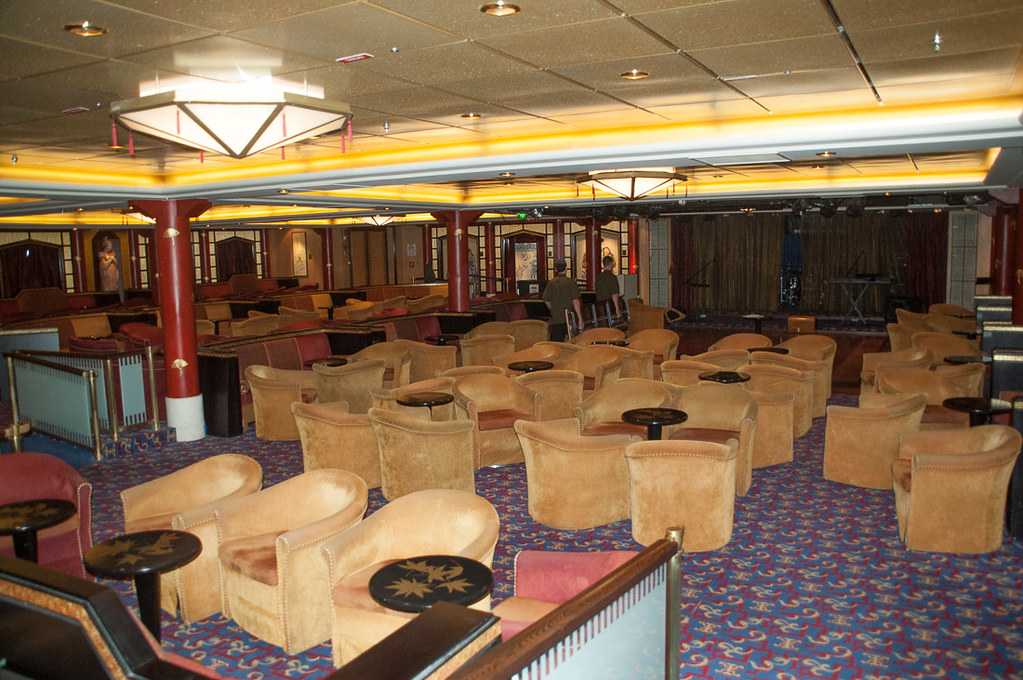 Lounges on Adventure of the Seas
