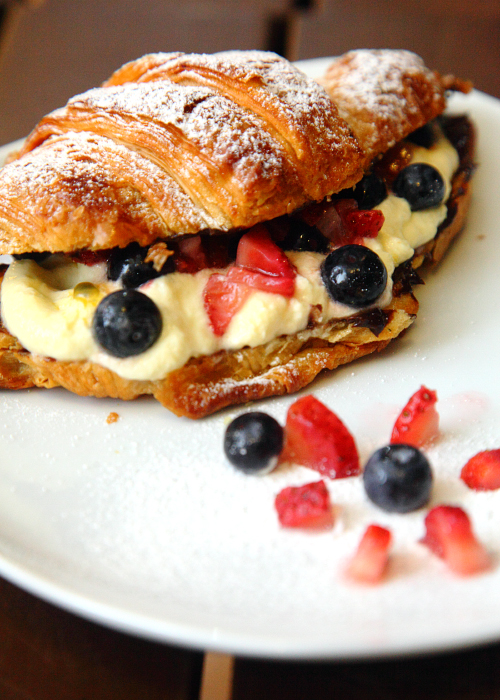 Mixed-Berries-Croissant