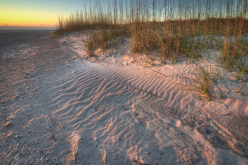 beach morninglight sand warm waves dunes ripples fernandina lowsun seaoats fortclinchstatepark