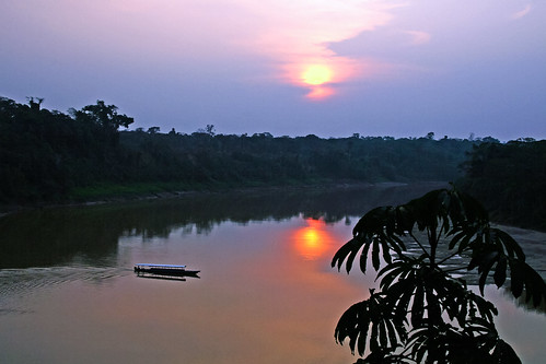 sunset peru amazon ngc jungle amazonas pérou amazonie tambopata madrededios canoneos30d canonefs1785mm