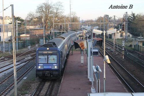 Z20809 (155A) train DEBA (Invalides > Dourdan)