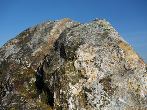 bretagne quartzite menhir illeetvilaine mégalithe richebourg retiers pierrederichebourg