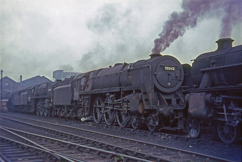 br britishrailways british railways britannia 70042 lordroberts cliveofindia steam steamengine carlisle kingmoor 12a black5 45212 southyorkshireman railtour railway 70040
