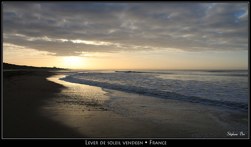 ocean sea mer france reflection beach sunrise reflet plage leverdesoleil vendée canoneos70d eos70d stéphanebon