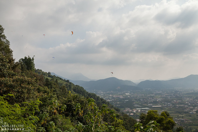 【埔里景點】俯瞰台灣之心埔里~虎嘯山莊飛行場、露營、夜景