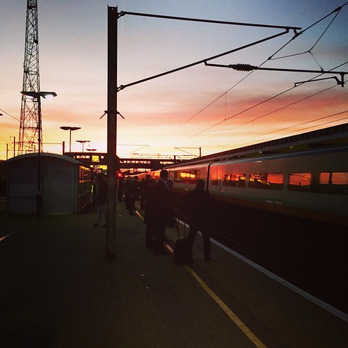 morning station train sunrise kent trainstation ashford ashfordinternational