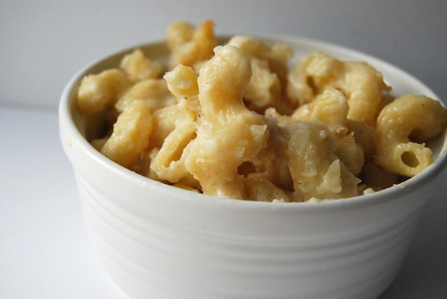 Mac and cheese - side view-001