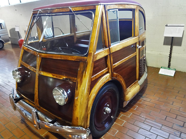 wooden-car