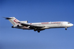 Tunisair B727-2H3 TS-JHS BCN 17/04/1995