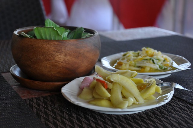 Mango and Ampalaya Salad