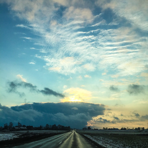 sky sun clouds photography se skåne sweden f22 uncropped österlen iphone 2015 skånelän tomelilla iphonephoto iphone6 iphone6backcamera415mmf22 ¹⁄₂₃₀₀sek 6501022015153804 tomelillaö