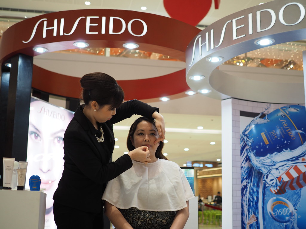 shiseido-japanese-makeup-artist