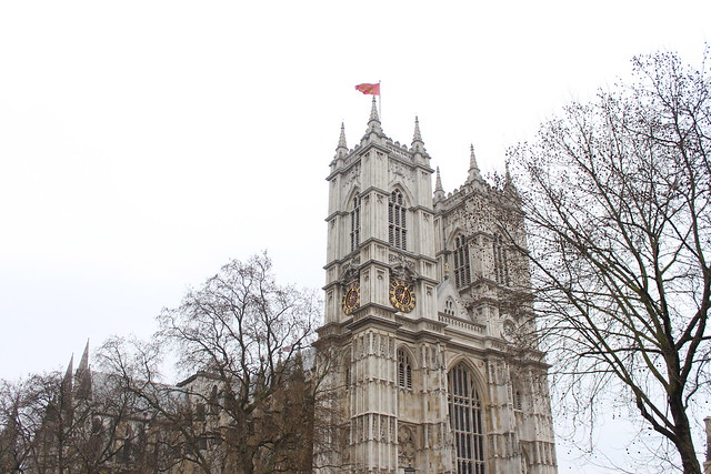 London, England | Travel Diary | #LivingAfterMidnite